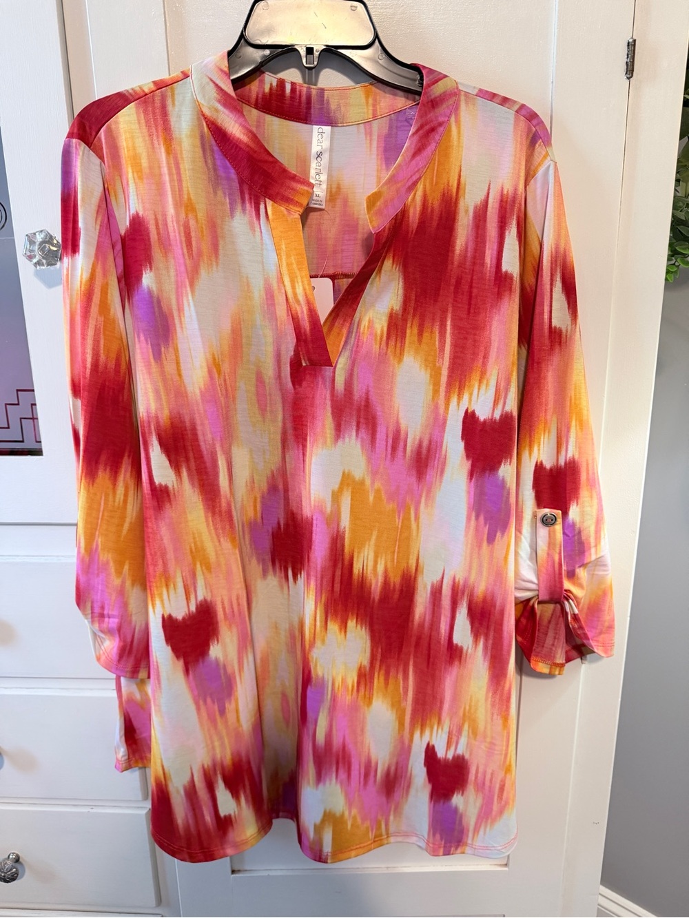Dear Scarlett Split-Neck Tie-Dye Tunic in Pink, Orange, Yellow - Picture 3 of 8